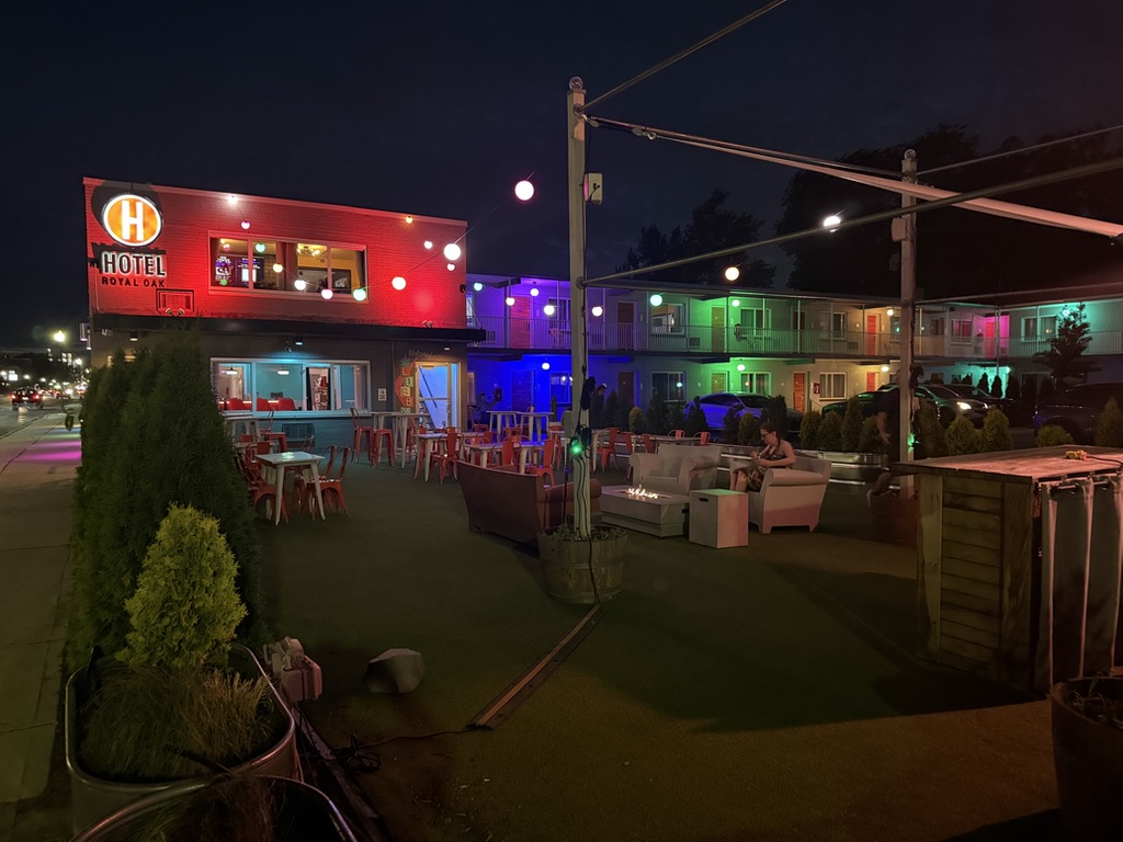Hotel Royal Oak, Royal Oak Michigan — photo 132 of 202