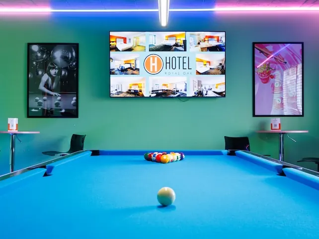 Bridge Billiards Lounge